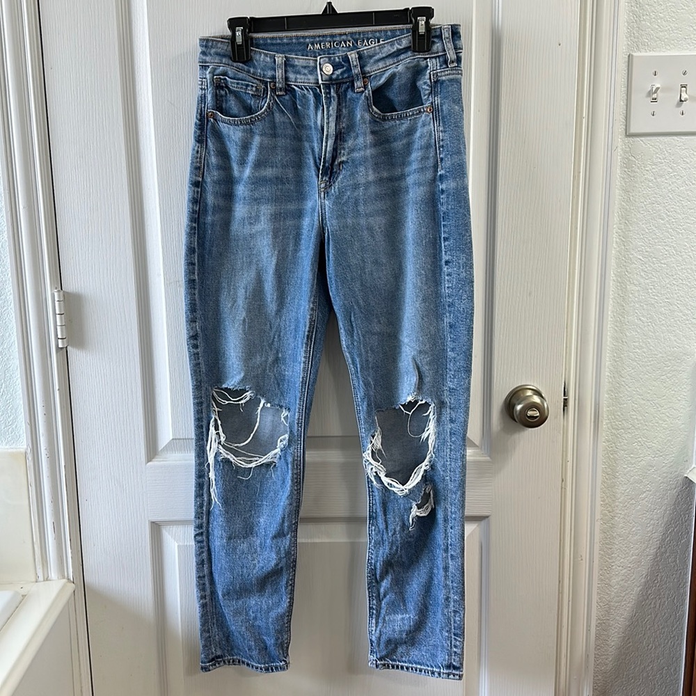 American Eagle Mom Jean